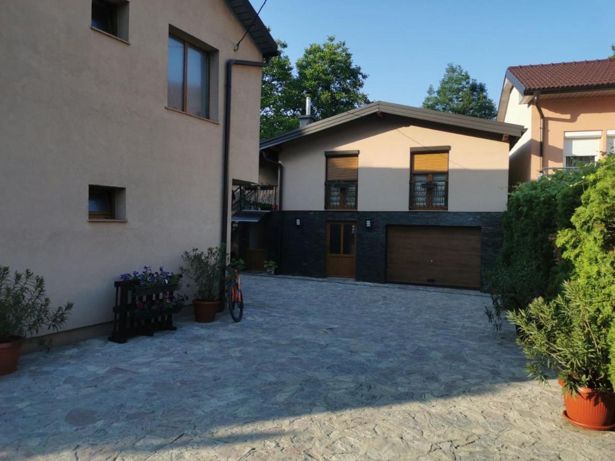 House Leyla Hotel Bihac Bagian luar foto