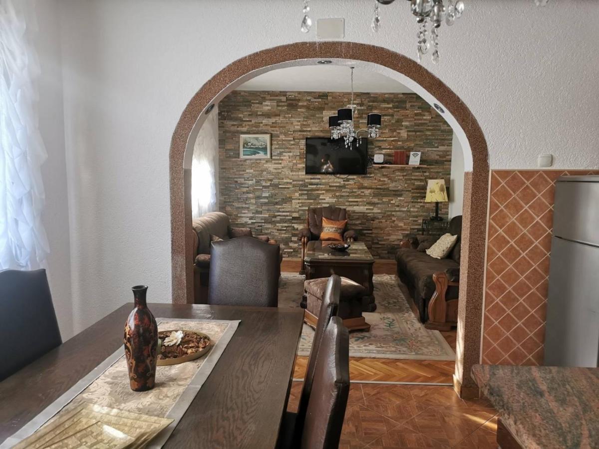 House Leyla Hotel Bihac Bagian luar foto