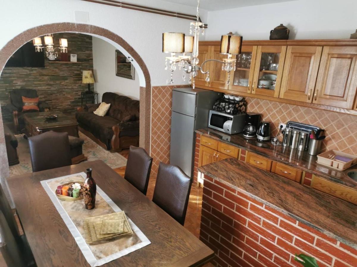 House Leyla Hotel Bihac Bagian luar foto