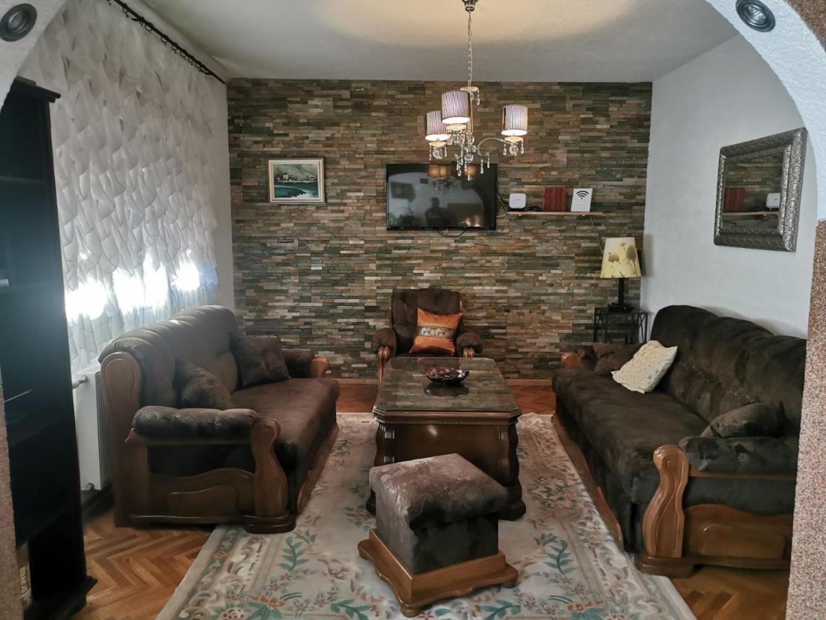 House Leyla Hotel Bihac Bagian luar foto